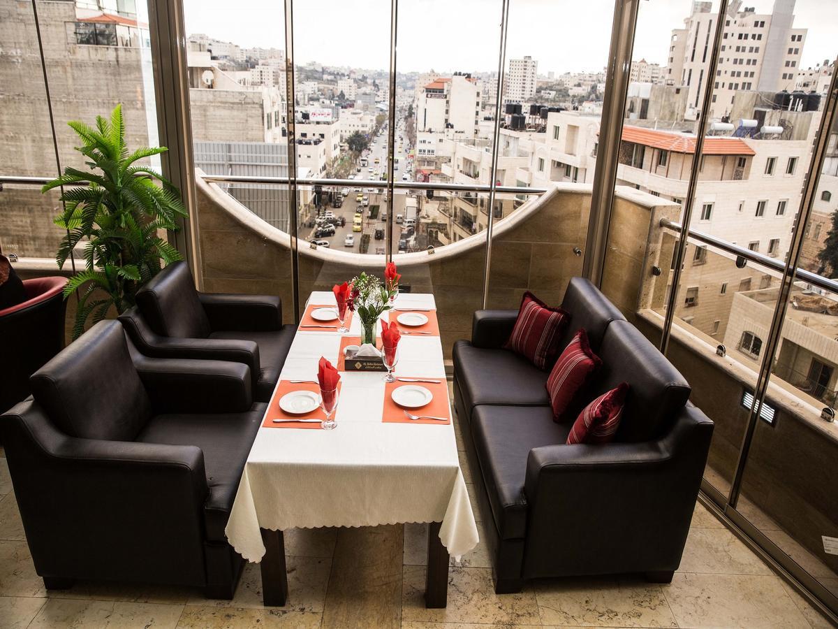 Queen Plaza Hotel Hebron Eksteriør bilde